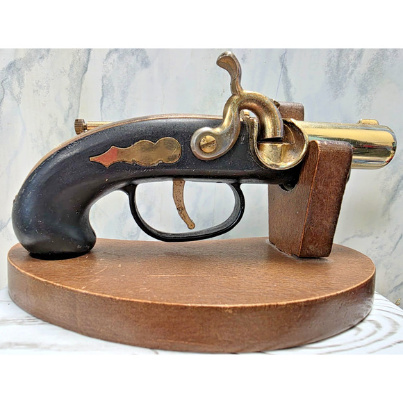 Gun Pistol Lighter Flintlock Table Lighter Cigarette, Novelty with Wood Stand - Picture 1 of 15